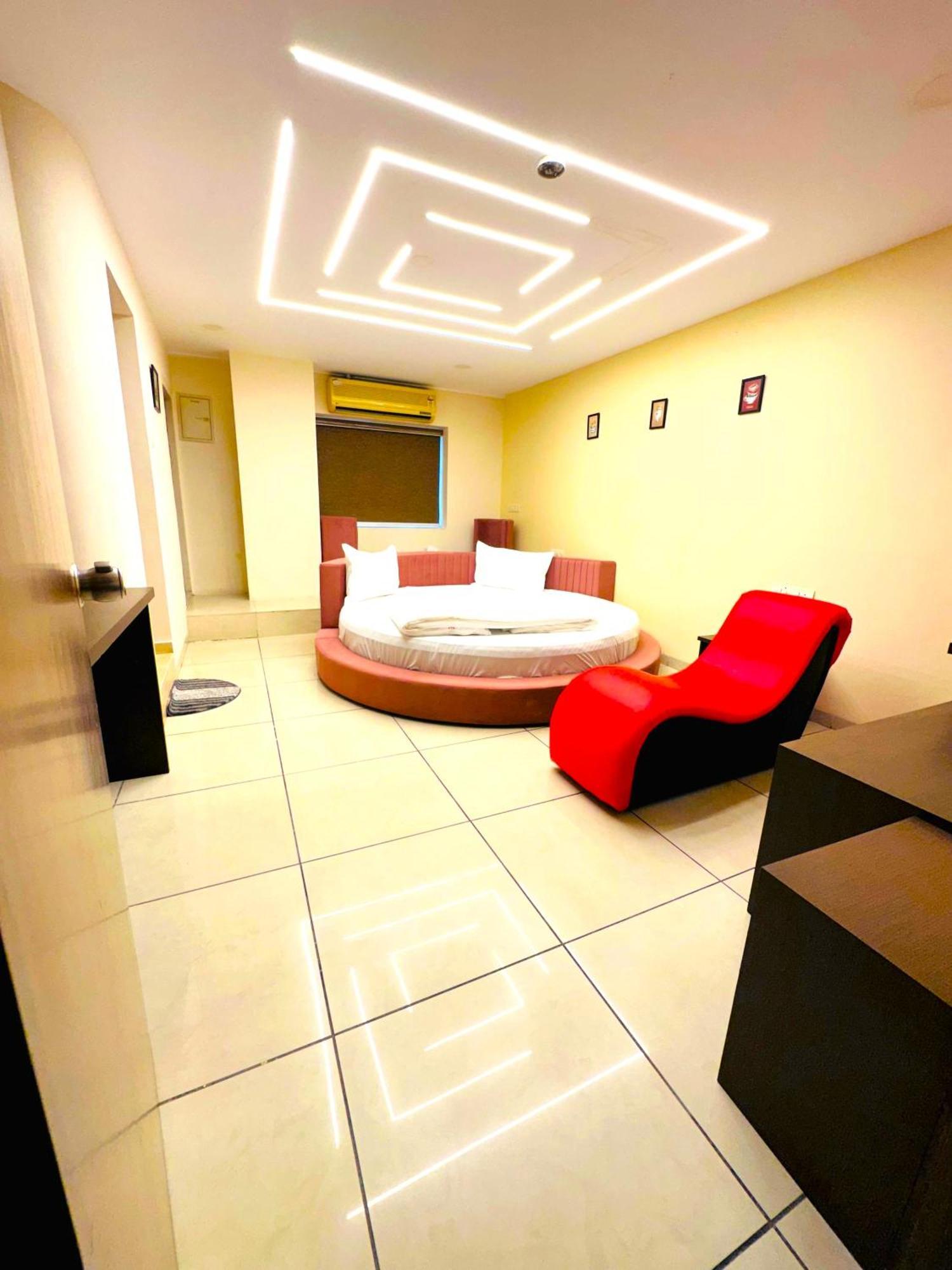 Aundh Elite Stay Pune Exterior photo