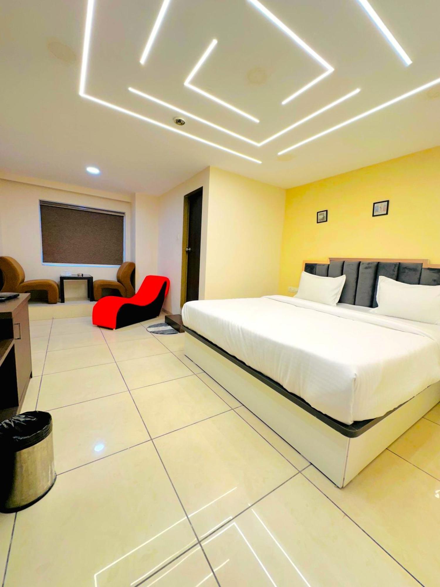 Aundh Elite Stay Pune Exterior photo