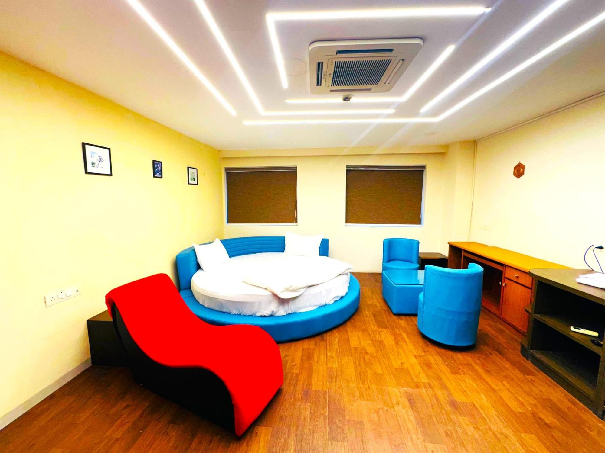 Aundh Elite Stay Pune Exterior photo